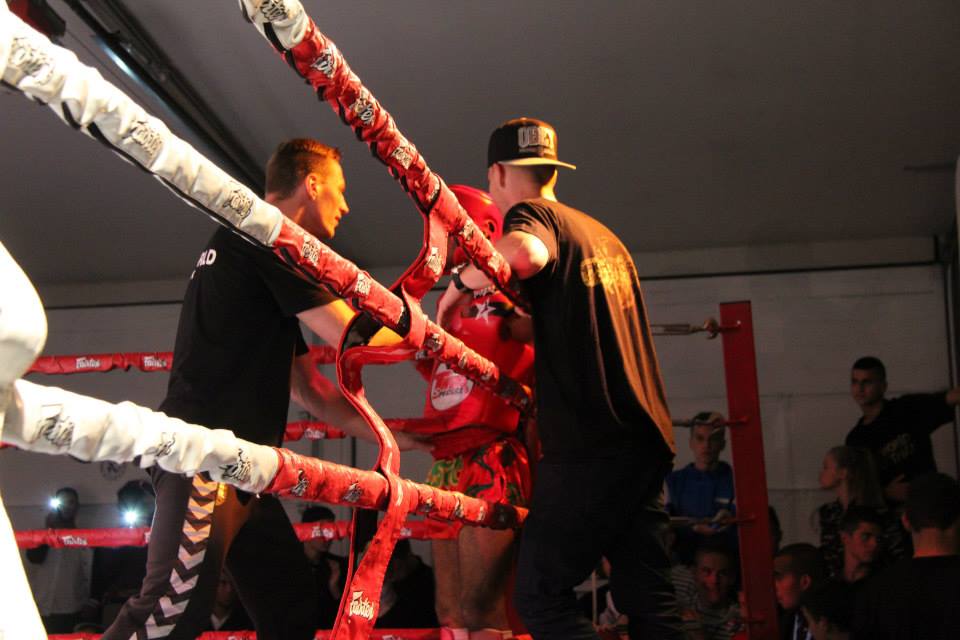FightWorld.dk — ringside ved thaiboksningsstævne
